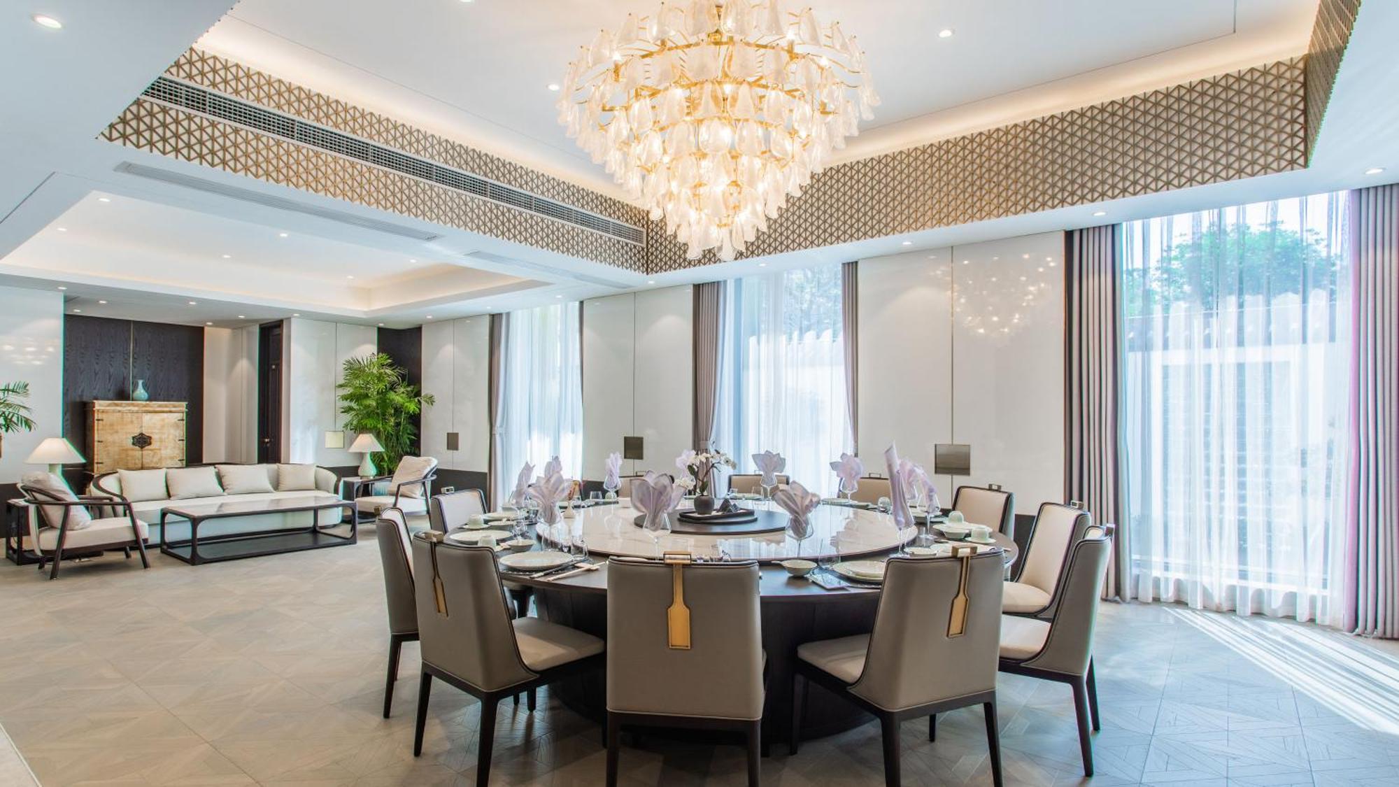 Crowne Plaza Zhengzhou By Ihg Hotel Exterior photo